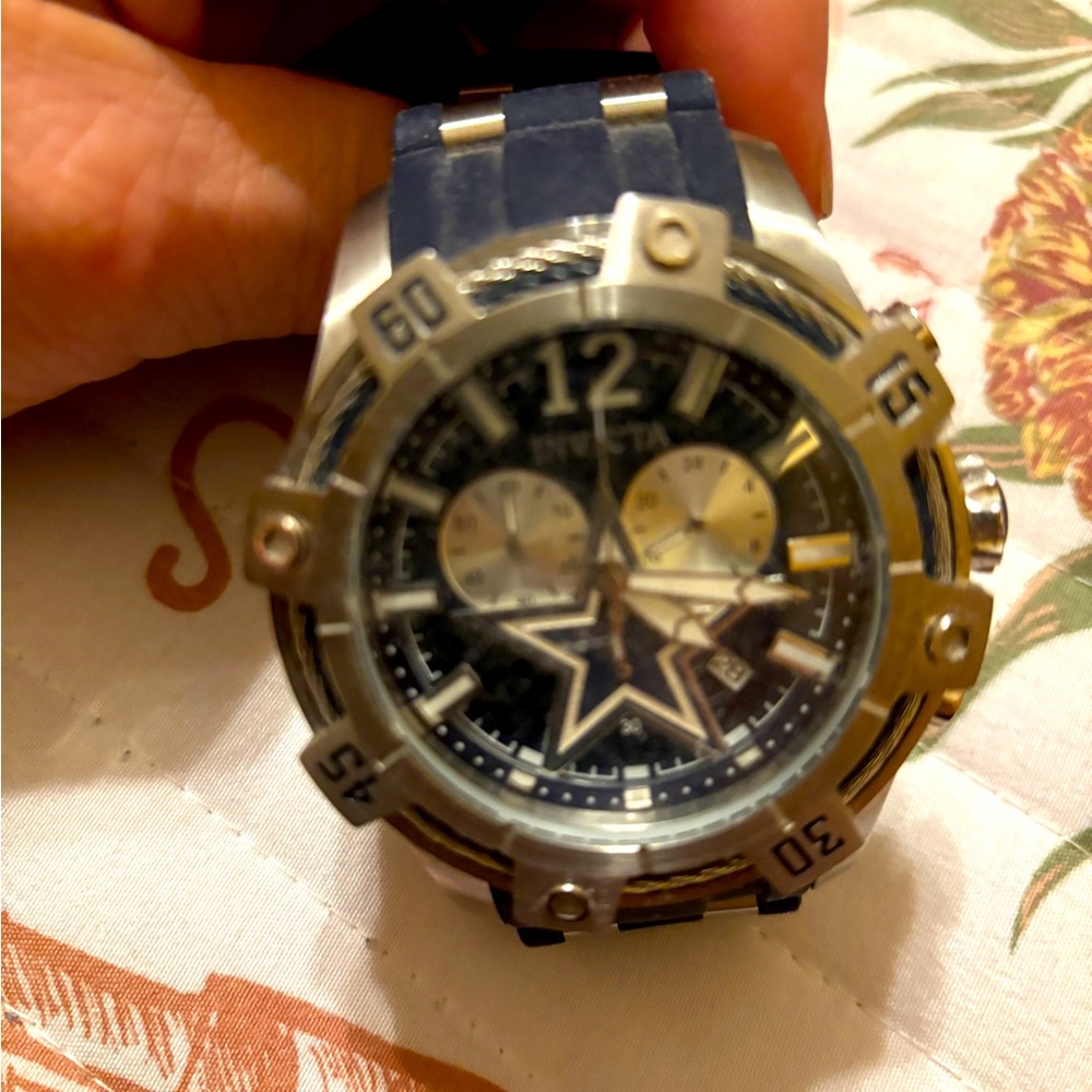 Invicta NFL cowboys watch